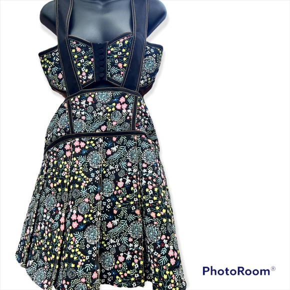 Hailee C Floral Jacquard Mini Dress - Picture 6 of 11